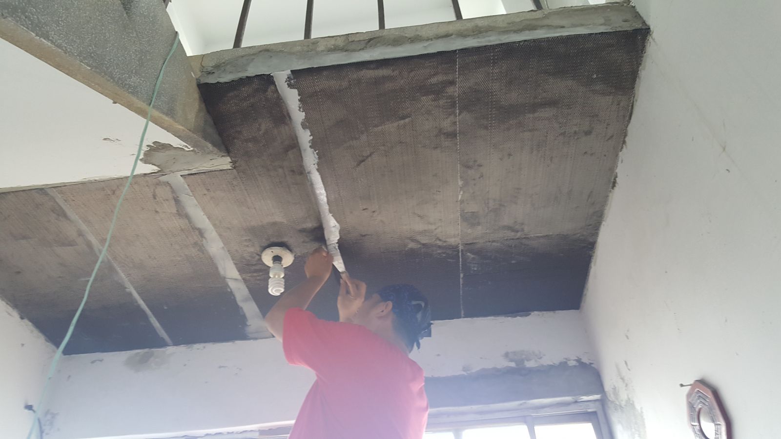 Epoxy砂漿塗抹及碳纖維貼附