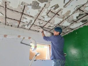 刨除劣化混凝土